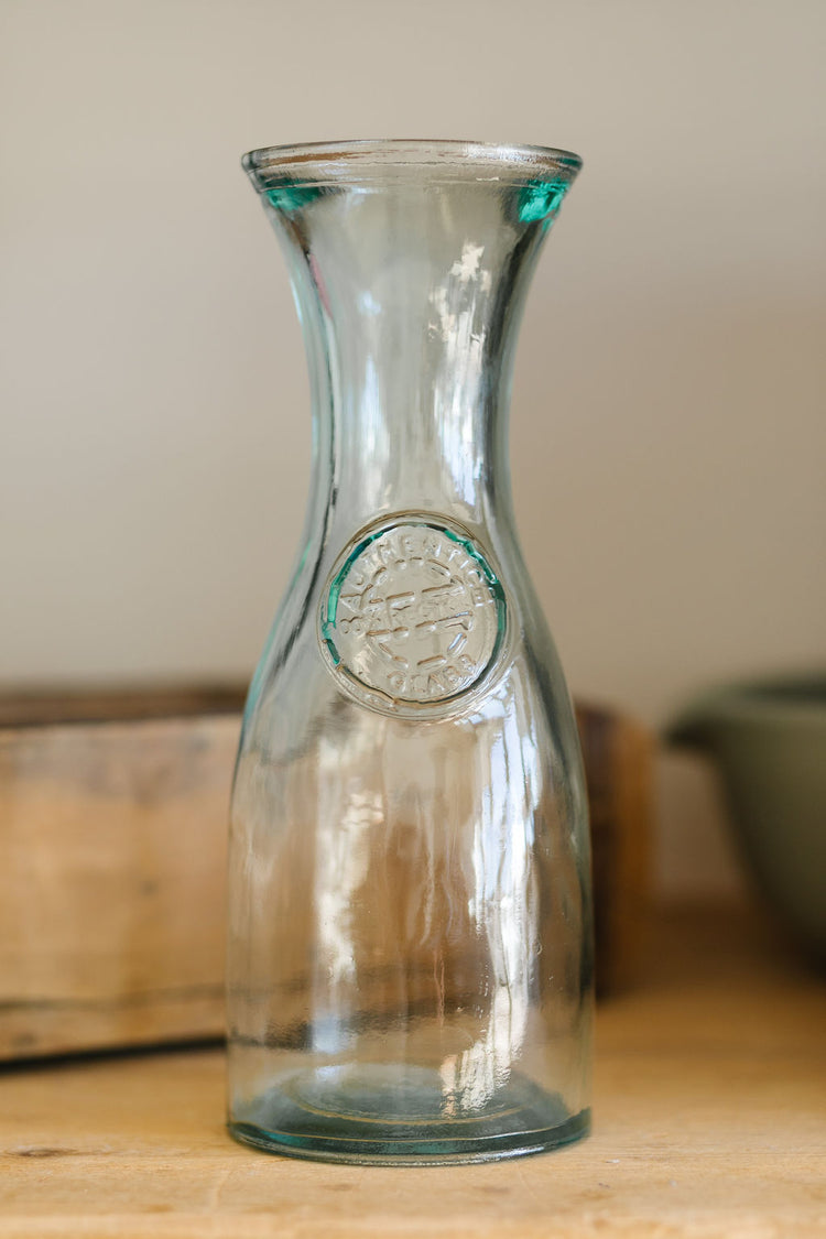 Carafe, Aimee