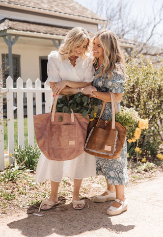 AF Tote, Ruffle Camel Leather